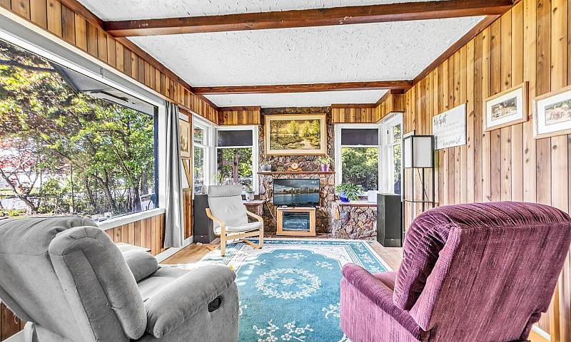46133 Third Avenue, ...