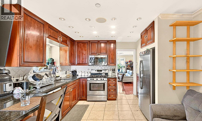 5009 Payne Street Va...