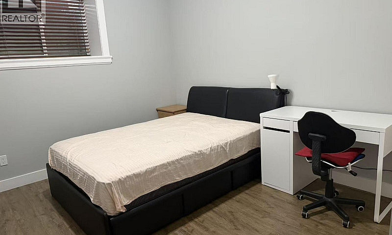 Ensuite 5335 Irving ...