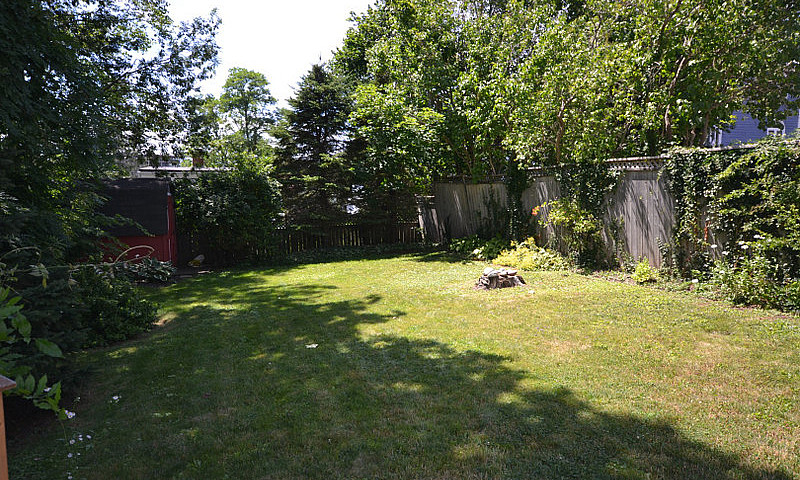22-075 Large Home In...