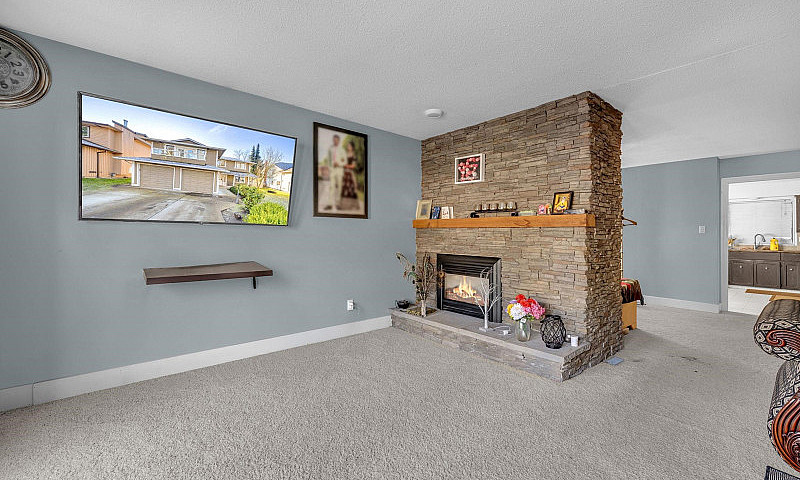 12954 61 Avenue Surr...