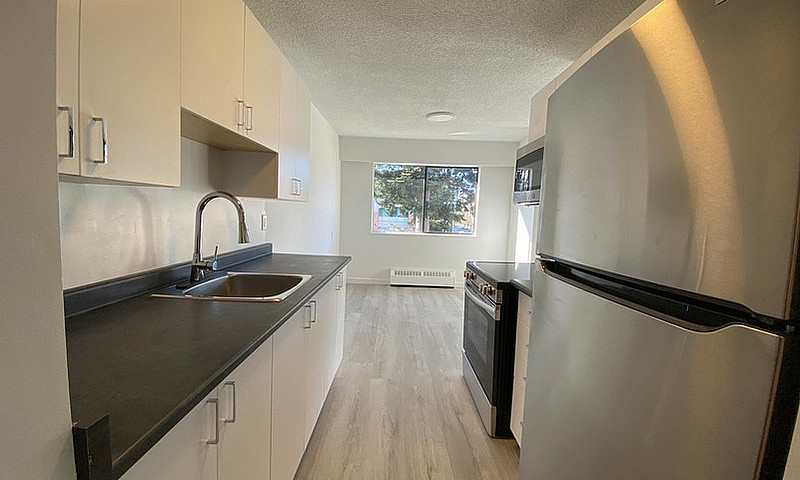 2 Bedrooms Apartment...