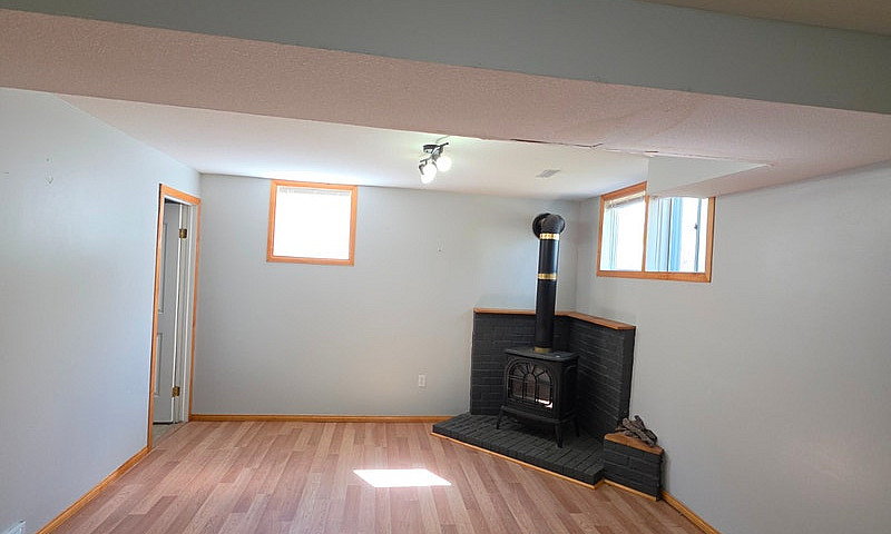 Massive 1 Bed 1 Bath...