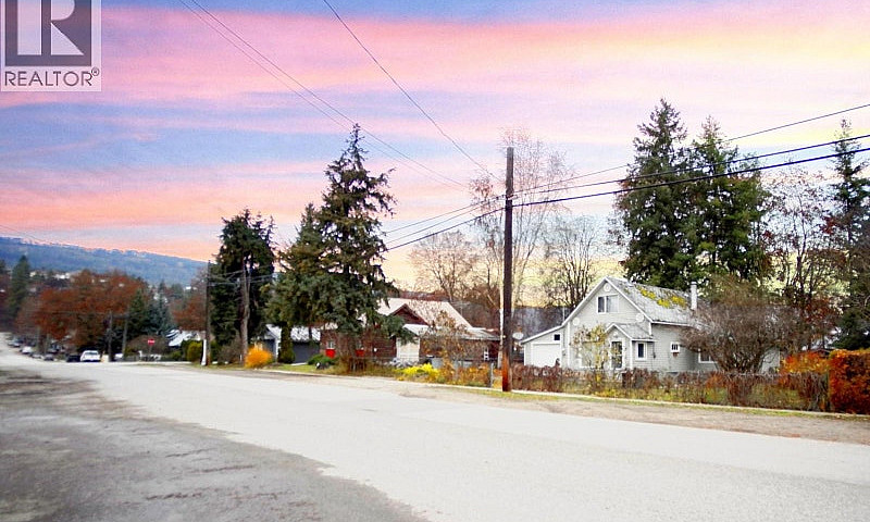 611 Regent Avenue En...