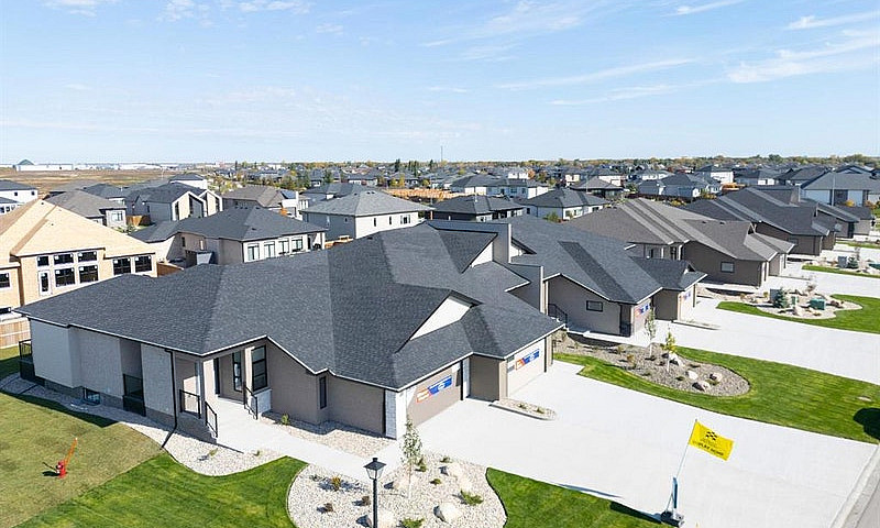 35 Shoreline Drive O...