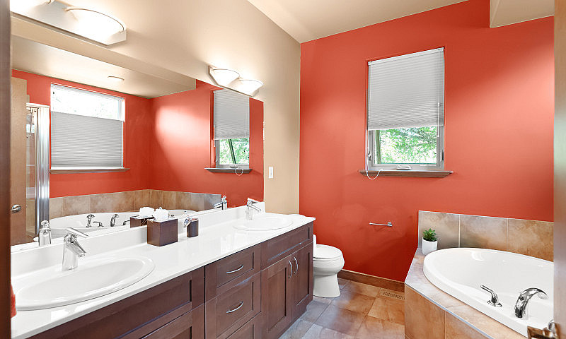 Custom 3-Bdrm Home W...