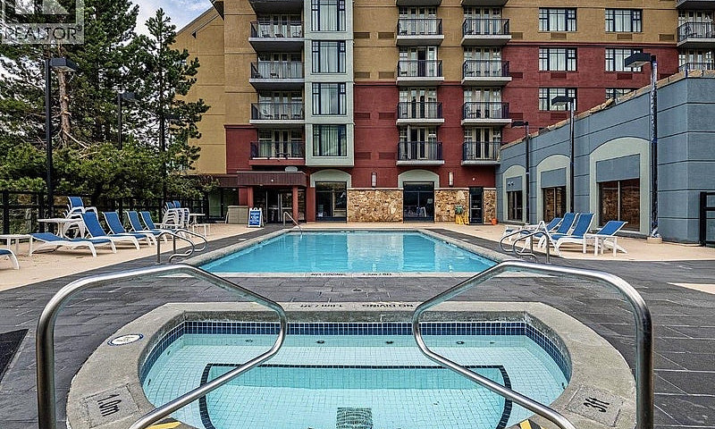 152 4050 Whistler Wa...