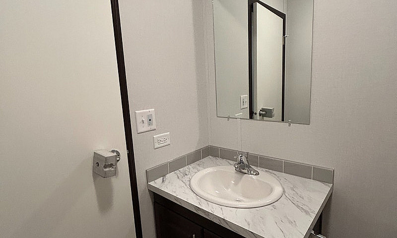 4 Bed 1 Bath Home (A...
