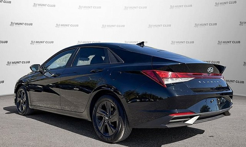 2022 Hyundai Elantra...