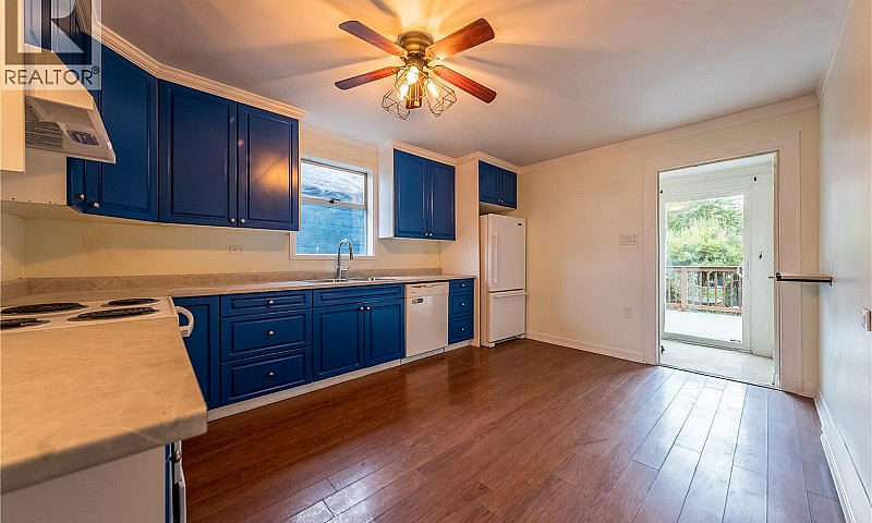 40 Irwin St Nanaimo,...