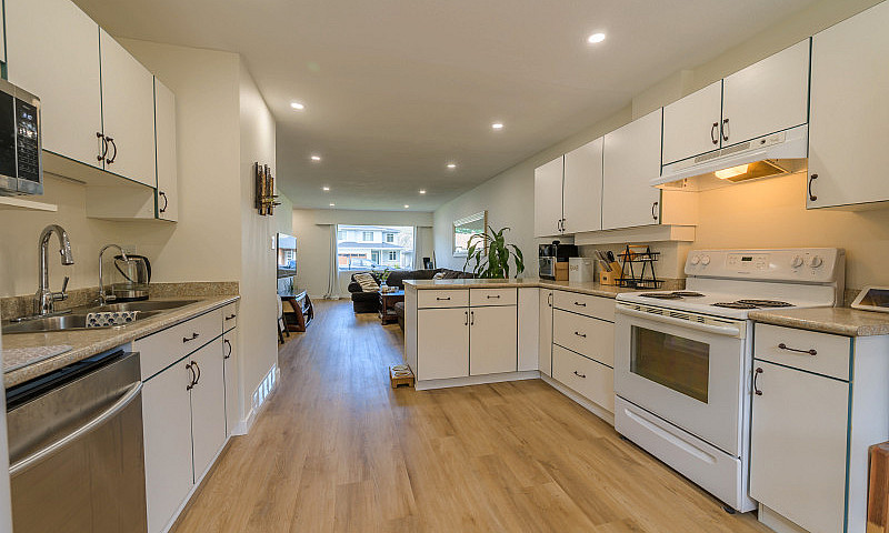 2257/2259 Valleyview...