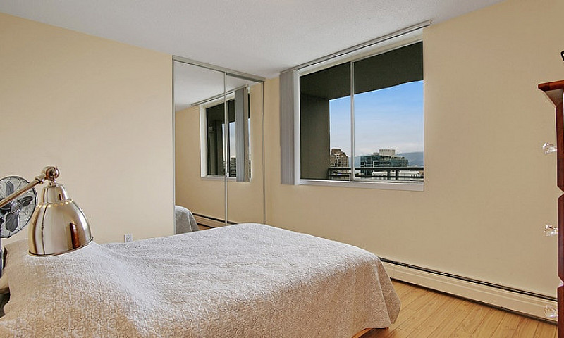 Shaughnessy House - ...