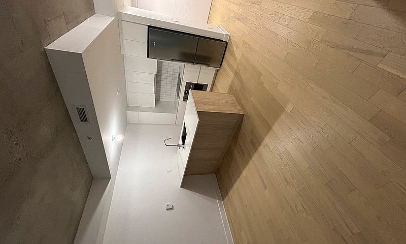 Urgent-Luxueux Condo...