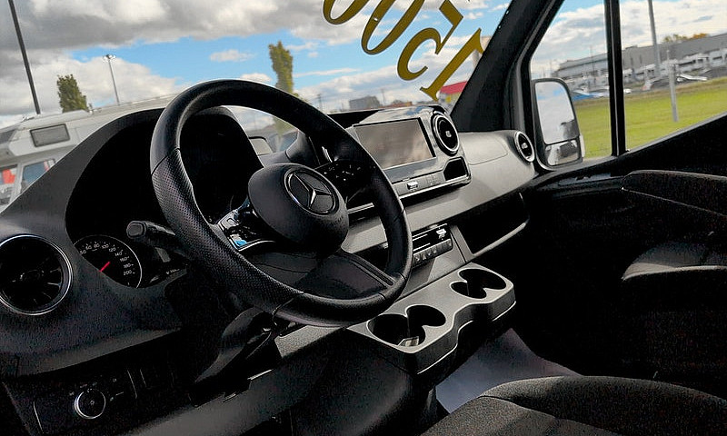 2025 Mercedes-Benz S...