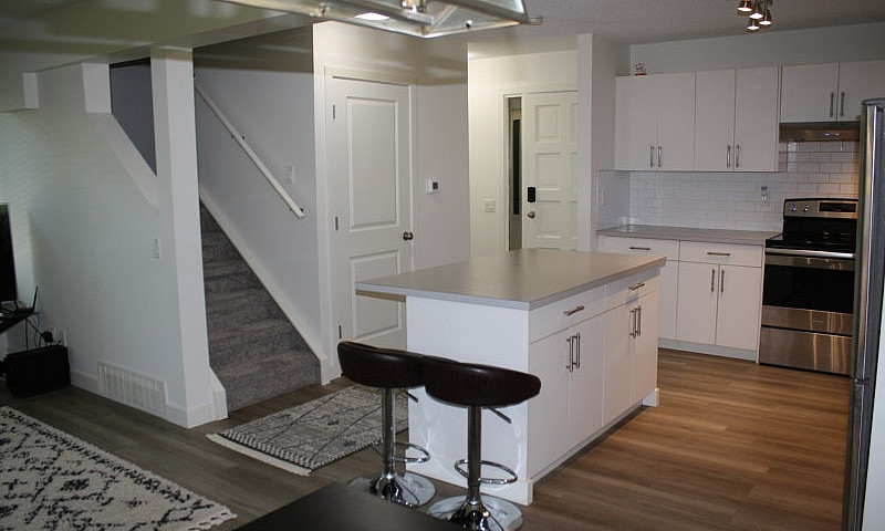 Calgary $480,000.00 ...