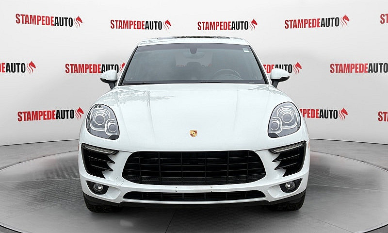2015 Porsche Macan S...