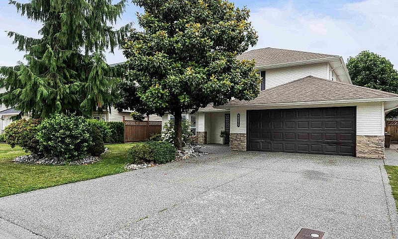 46272 Ranchero Drive...