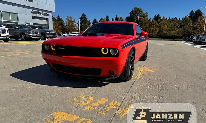 Dodge Challenger R/T...