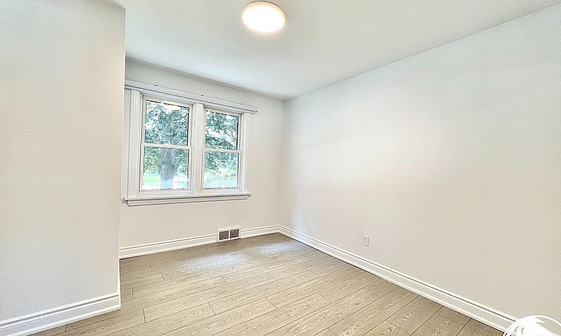 2 Bed 1 Bath -Main F...