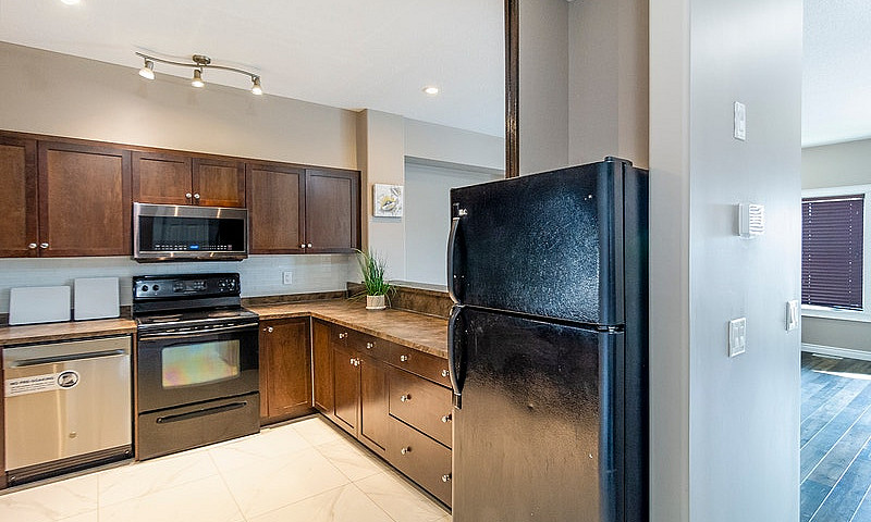 55-313 Millennium Dr...