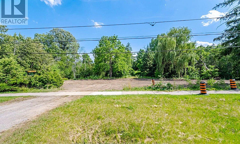 2207 Embleton Road B...
