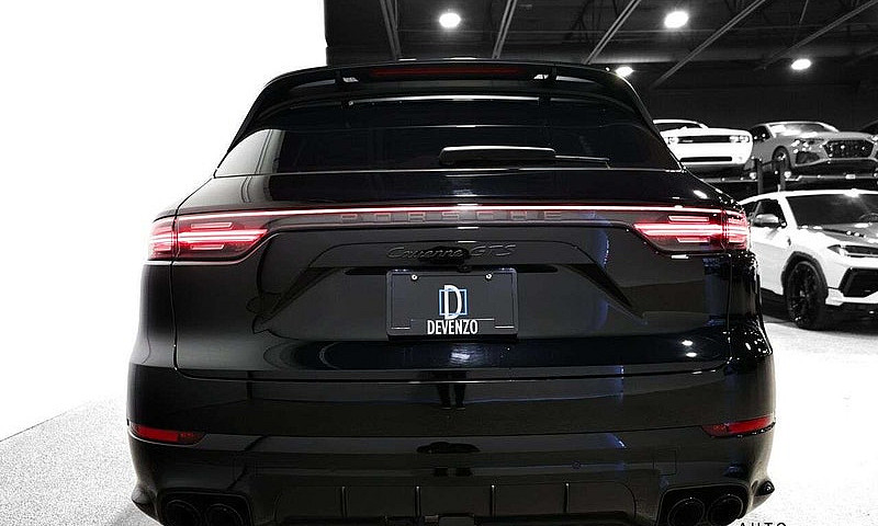 2023 Porsche Cayenne...