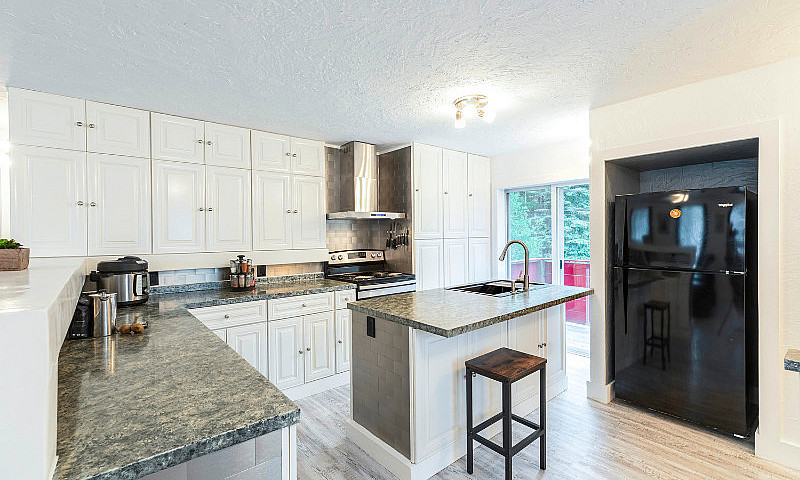 $639,000 #29 Pelly R...