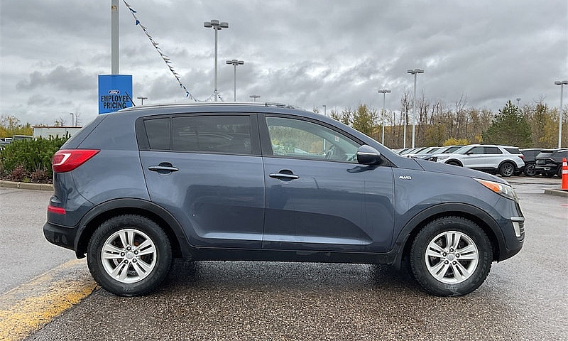 2011 Kia Sportage Lx...