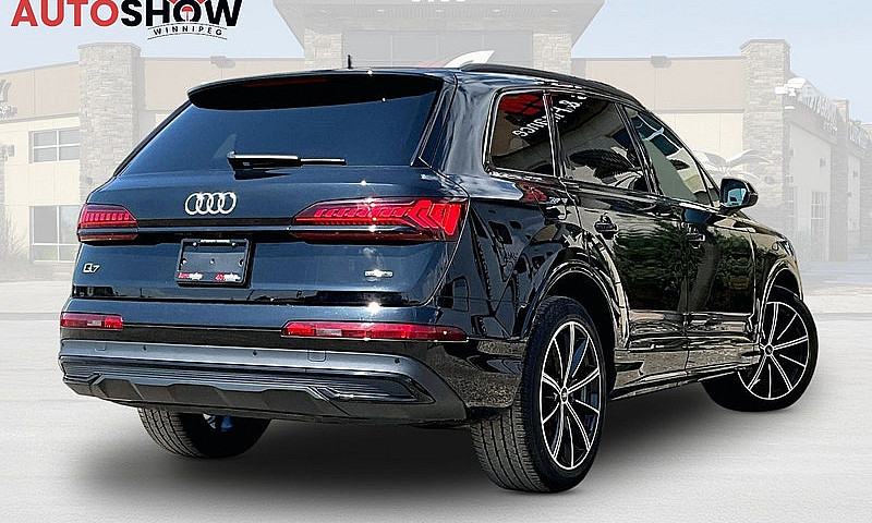 2022 Audi Q7 45 Komf...