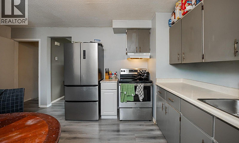 F56 1900 Strathcona ...