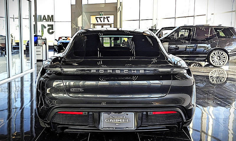 2020 Porsche Taycan ...