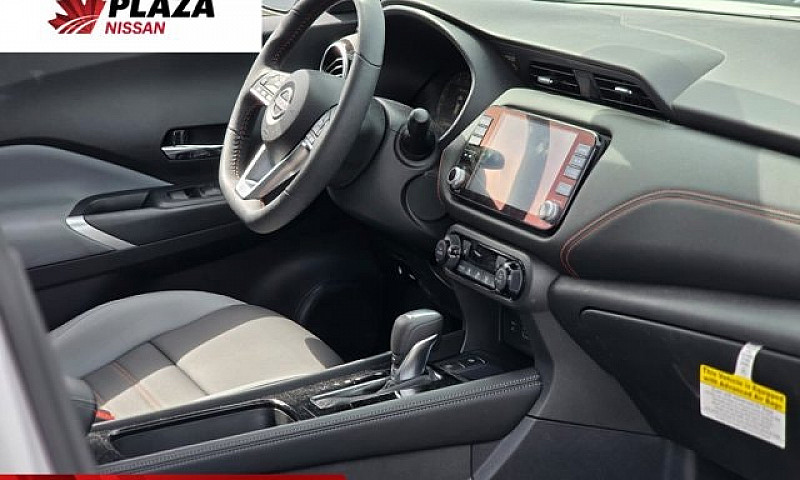 2024 Nissan Kicks Sr...