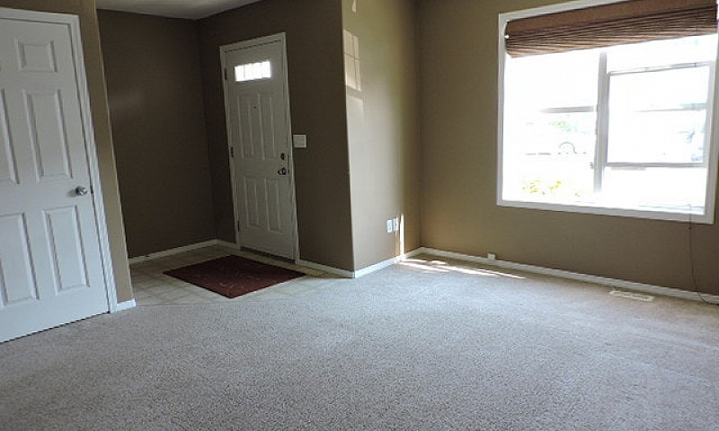 3 Bedroom Townhouse ...