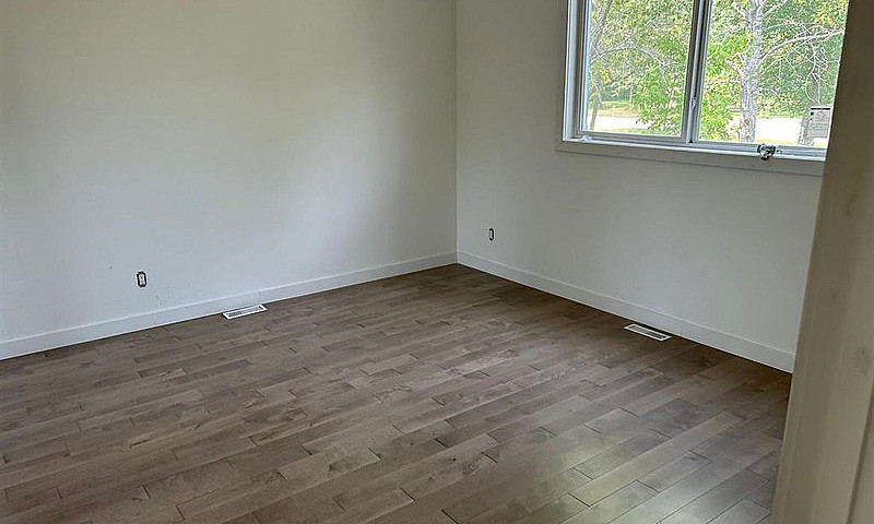 2-Bedroom House In W...