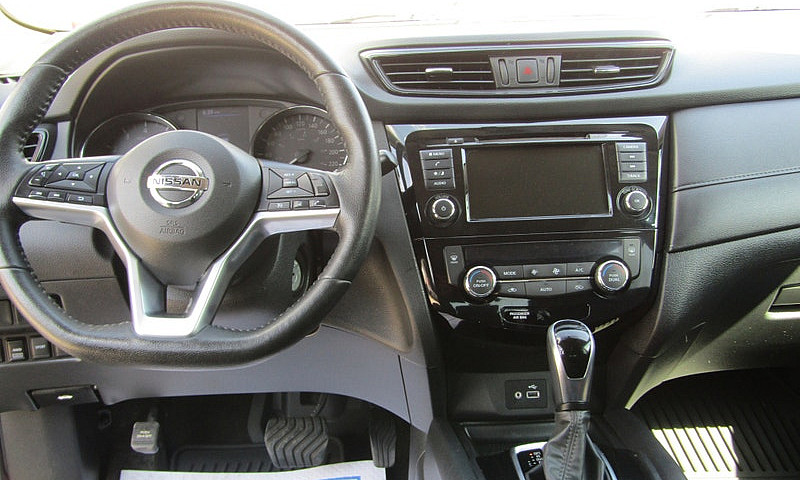 2020 Nissan Rogue Aw...
