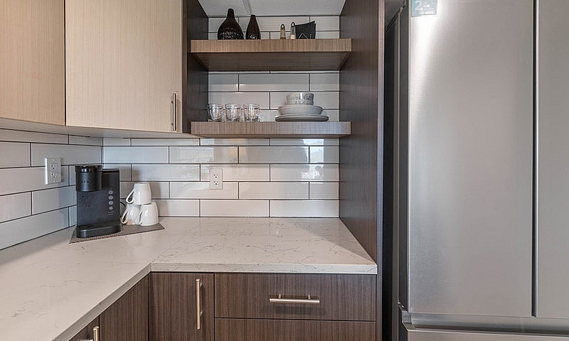 Penthouse 1-Bed + De...