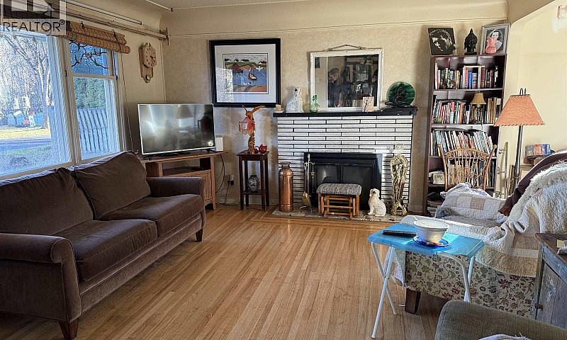 1567 Birch Street Pr...