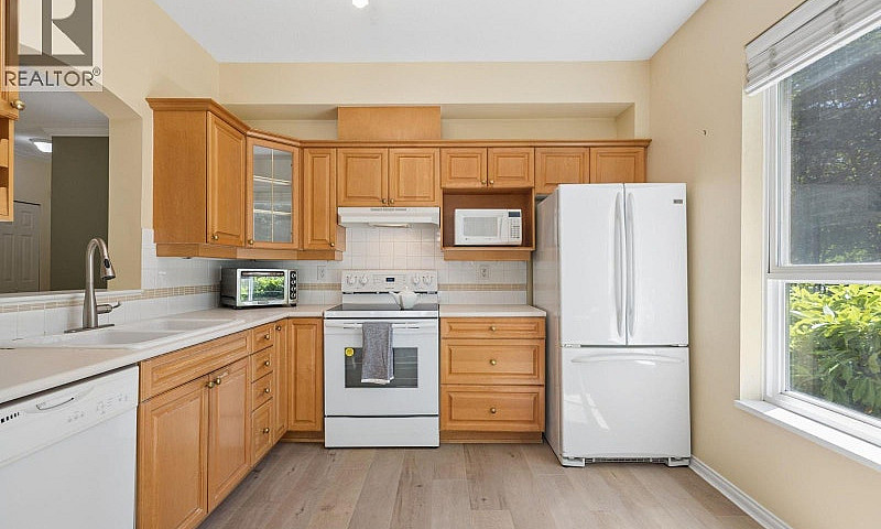 118 3098 Guildford W...