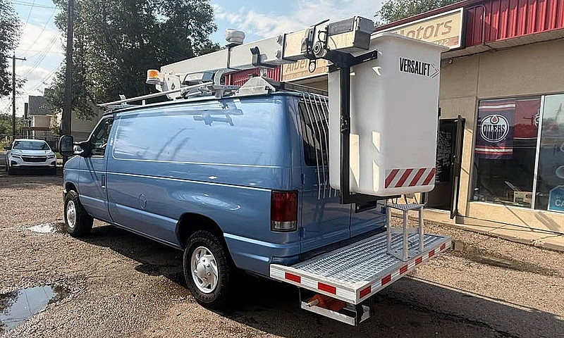 2010 Ford Econoline ...