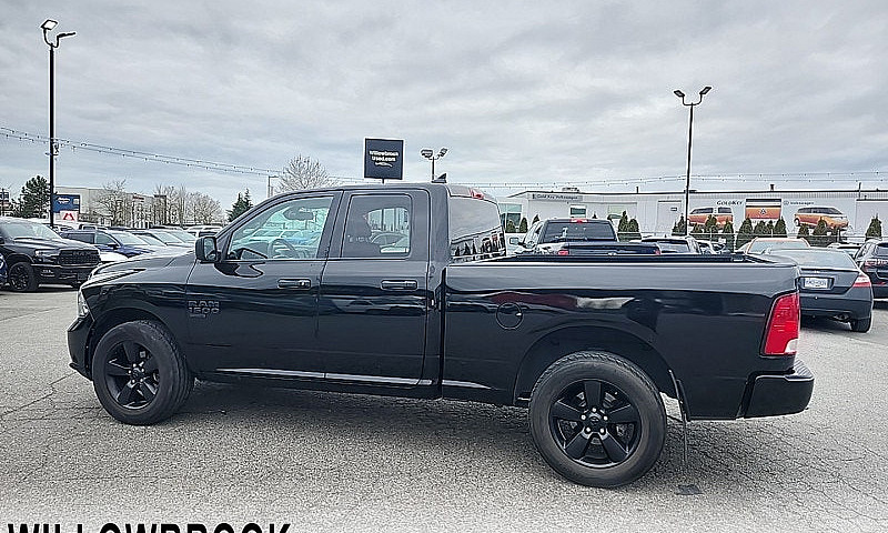2021 Ram 1500 Classi...