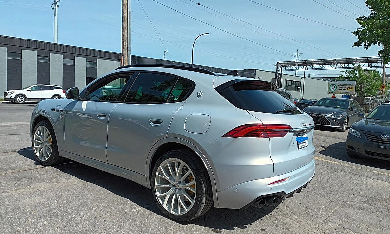 2024 Maserati Grecal...