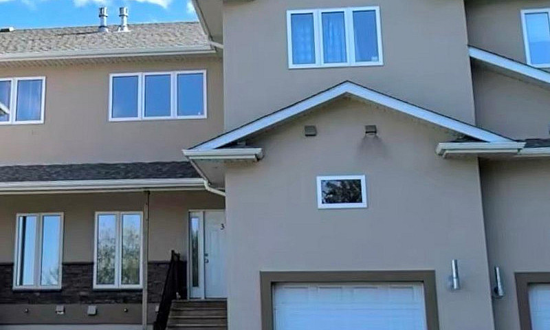 3 211 20Th Street W ...