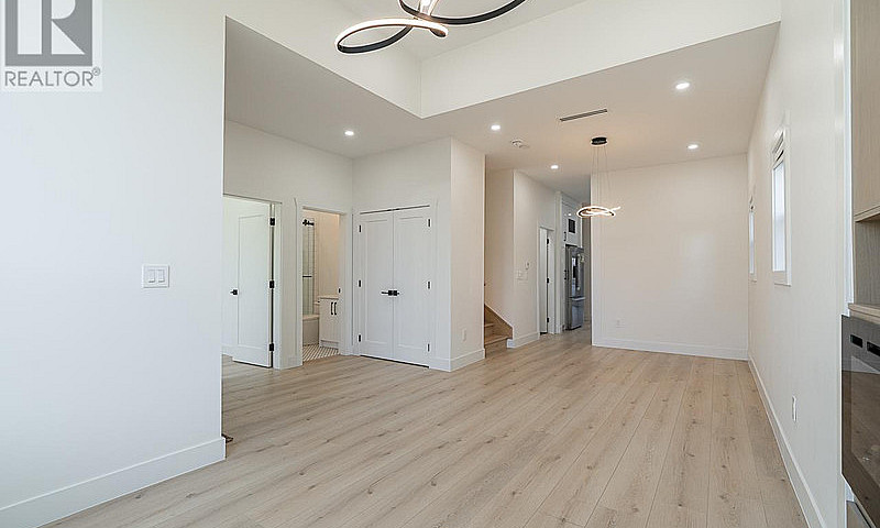 8018 19Th Avenue Bur...