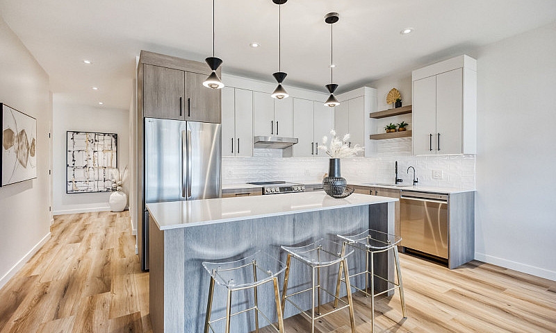 Stunning 1297Sqft 2B...