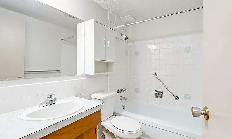 2 Bedroom Apartments...
