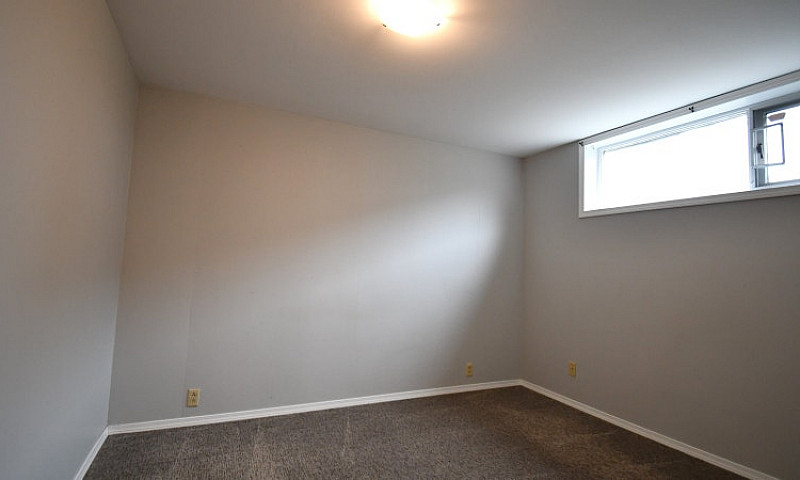 1854 Glenwood Dr-Bas...