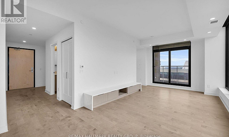 2604 - 340 Queen Str...