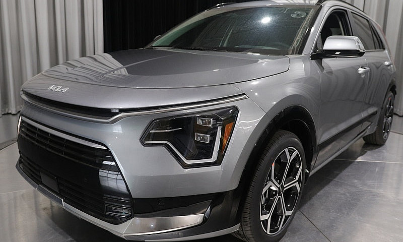 2025 Kia Niro Sx...
