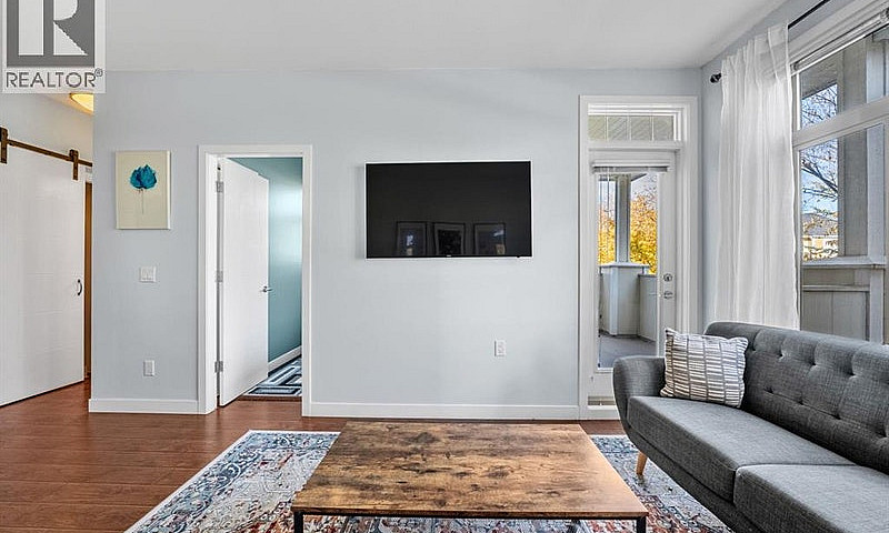 204, 22 Auburn Bay L...