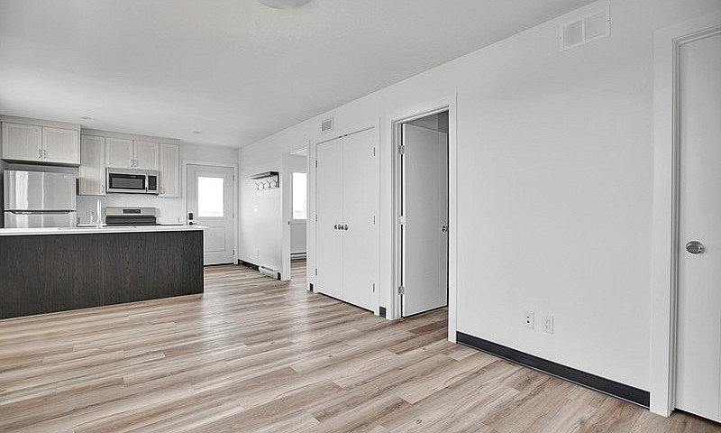 One Bedroom Suite - ...